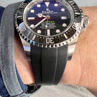 How to Clean and Preserve Rubber Watch Straps - WristClean