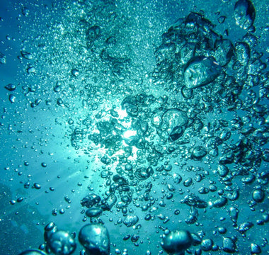WATCH KNOWLEDGE:  WATERPROOF VS. WATER-RESISTANCE - WristClean